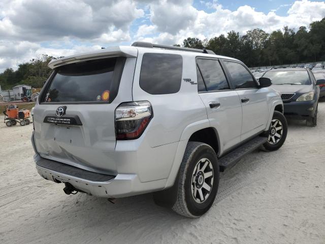 Photo 3 VIN: JTERU5JR3M5926290 - TOYOTA 4RUNNER SR 