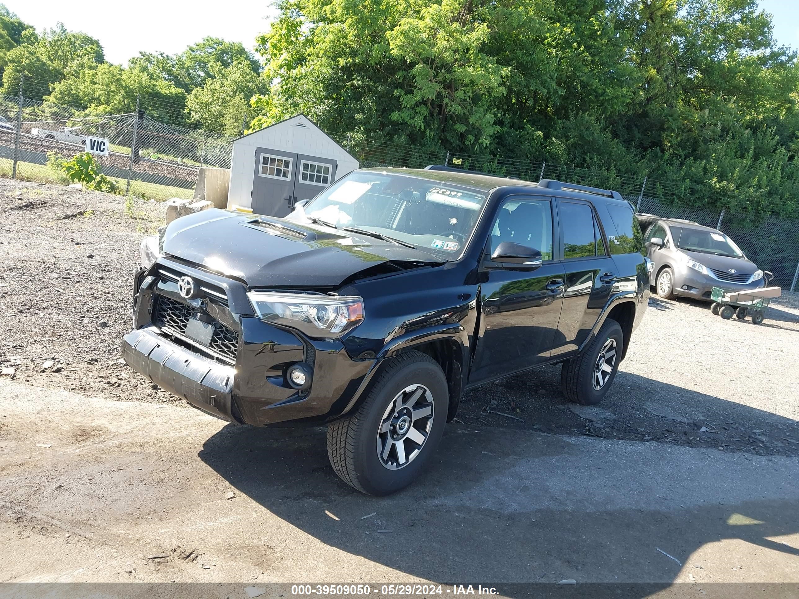 Photo 1 VIN: JTERU5JR3P6128399 - TOYOTA 4RUNNER 