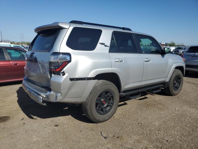 Photo 2 VIN: JTERU5JR3P6146496 - TOYOTA 4RUNNER SE 