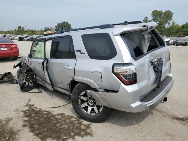 Photo 1 VIN: JTERU5JR3P6174072 - TOYOTA 4RUNNER SE 