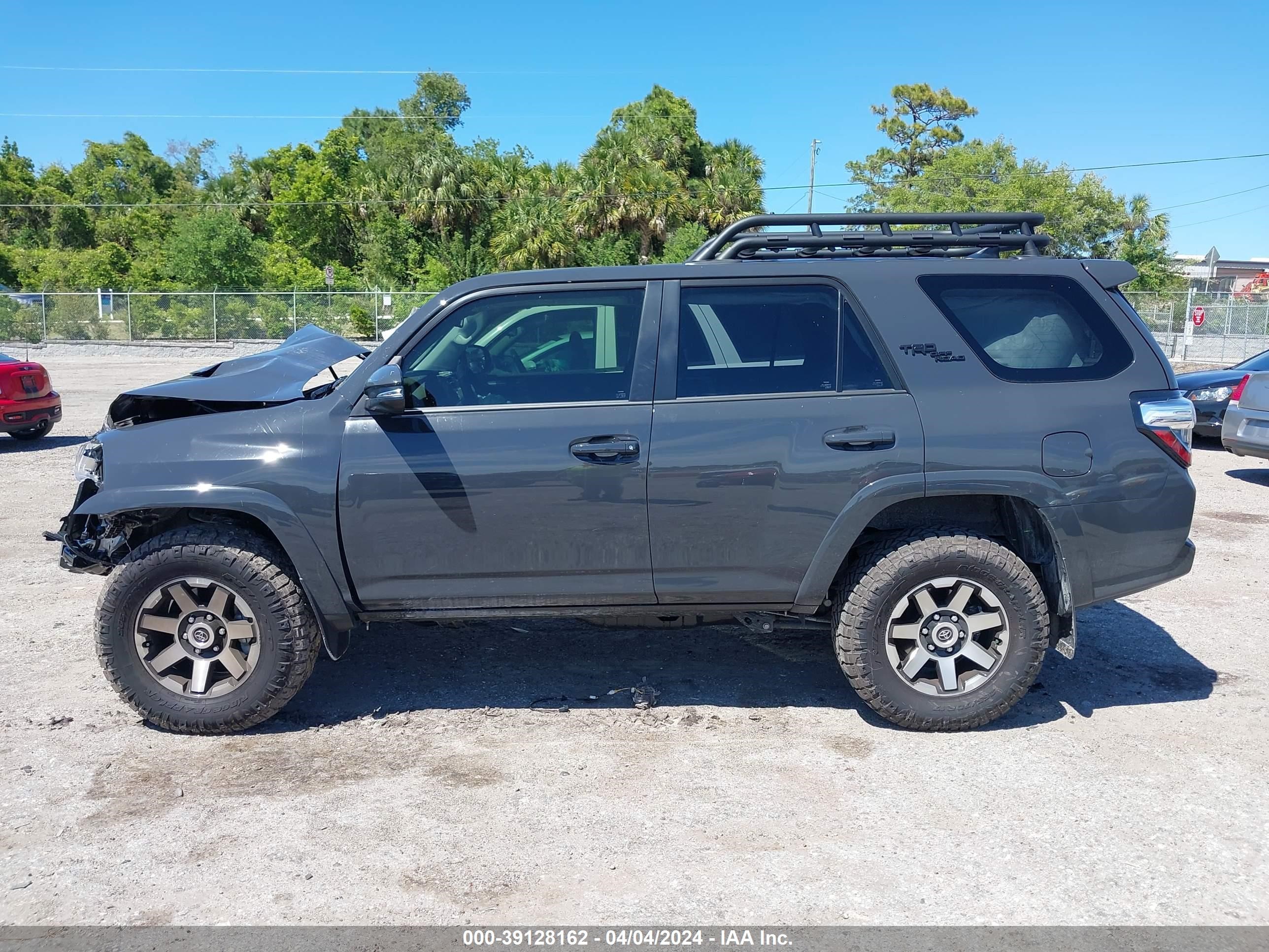 Photo 14 VIN: JTERU5JR3R6213245 - TOYOTA 4RUNNER 