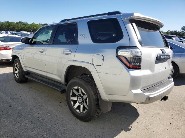 Photo 1 VIN: JTERU5JR4P6110056 - TOYOTA 4RUNNER SE 