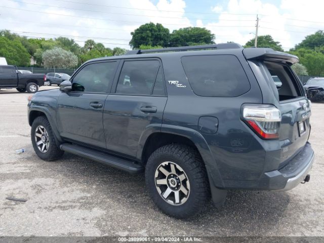 Photo 2 VIN: JTERU5JR5R6225672 - TOYOTA 4RUNNER 