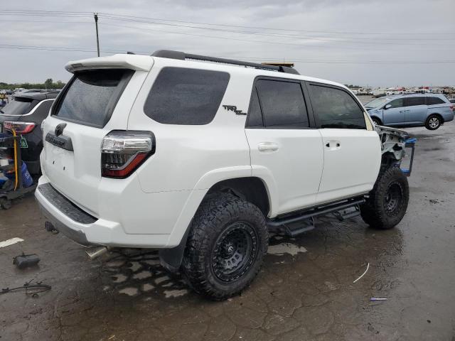 Photo 2 VIN: JTERU5JR6M5942001 - TOYOTA 4RUNNER SR 