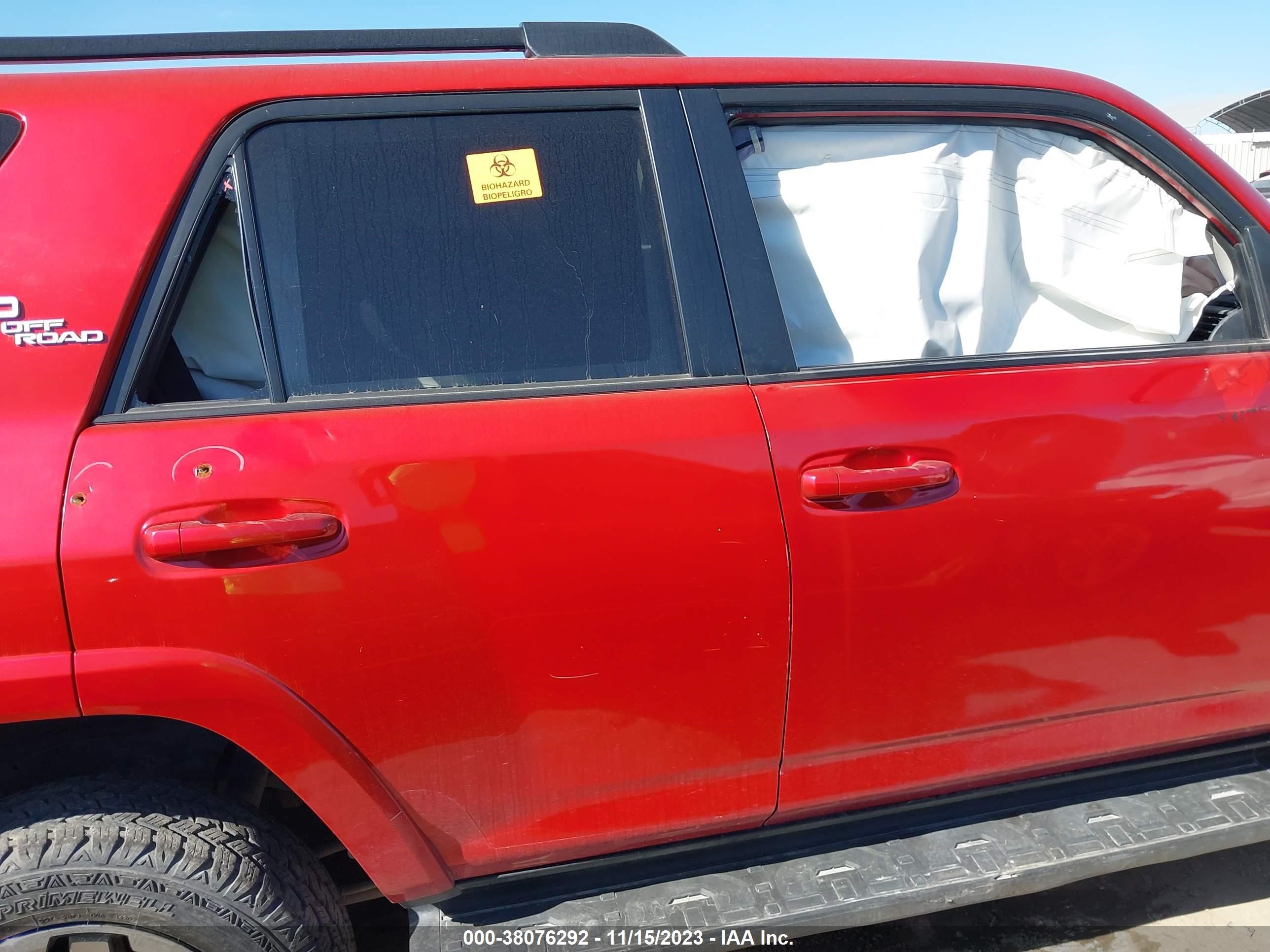 Photo 12 VIN: JTERU5JR6N6050536 - TOYOTA 4RUNNER 