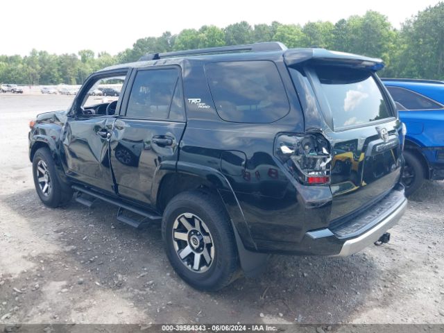 Photo 2 VIN: JTERU5JR6P6147450 - TOYOTA 4RUNNER 