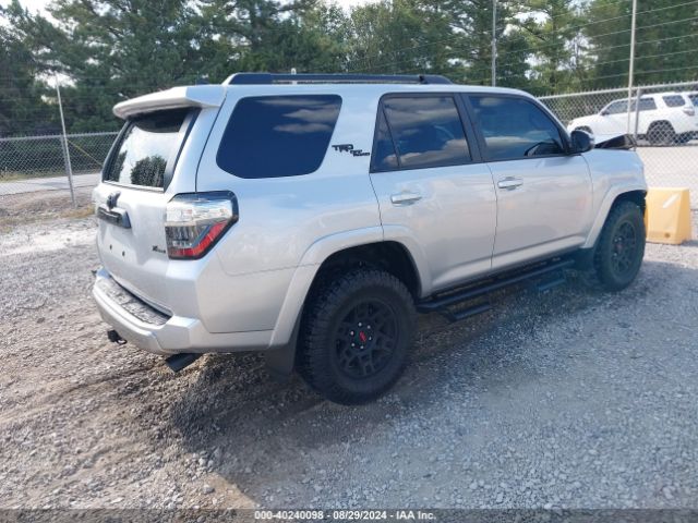 Photo 3 VIN: JTERU5JR6P6184059 - TOYOTA 4RUNNER 