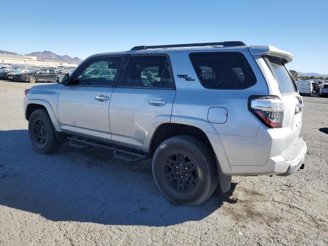 Photo 1 VIN: JTERU5JR7P6179548 - TOYOTA 4RUNNER SE 