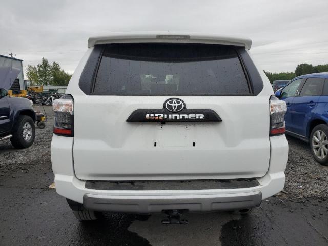 Photo 5 VIN: JTERU5JR7P6185088 - TOYOTA 4RUNNER SE 