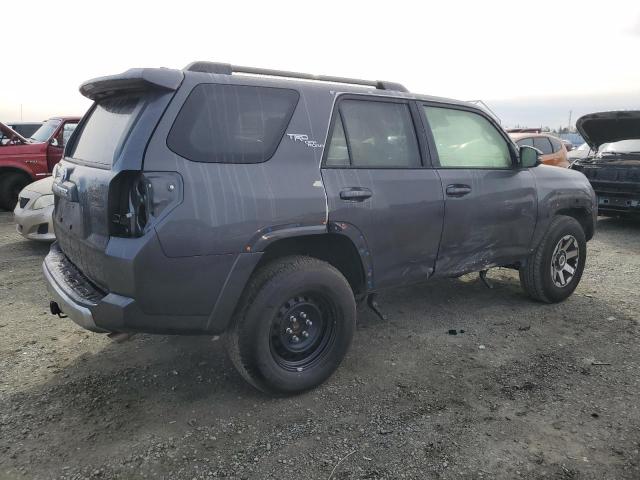 Photo 2 VIN: JTERU5JR7P6193241 - TOYOTA 4RUNNER SE 