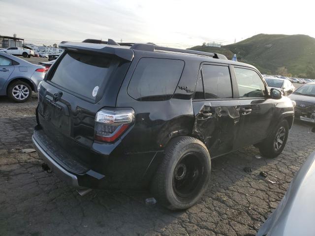 Photo 2 VIN: JTERU5JR8M5941366 - TOYOTA 4RUNNER SR 