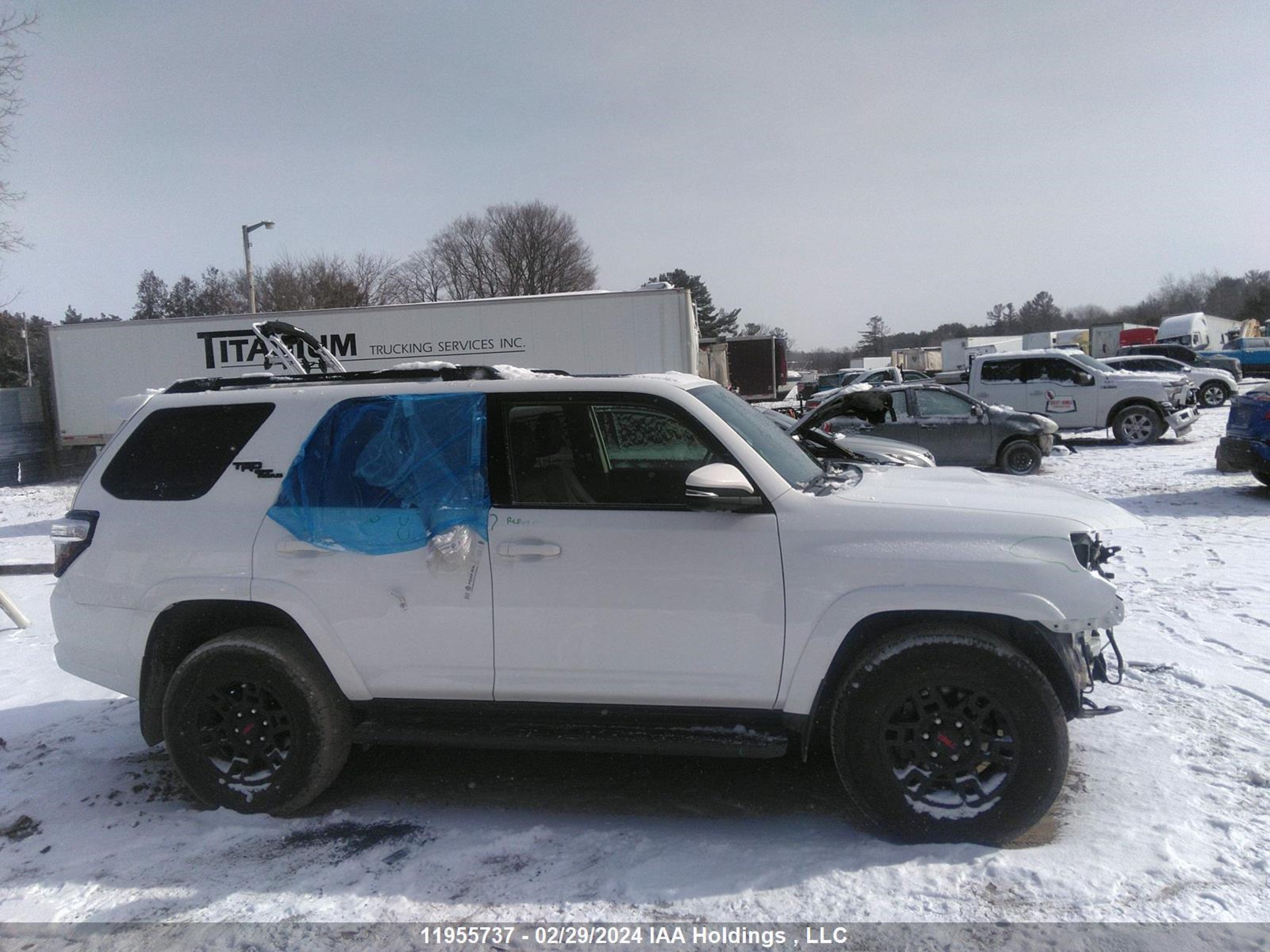 Photo 12 VIN: JTERU5JR8P6152357 - TOYOTA 4RUNNER 