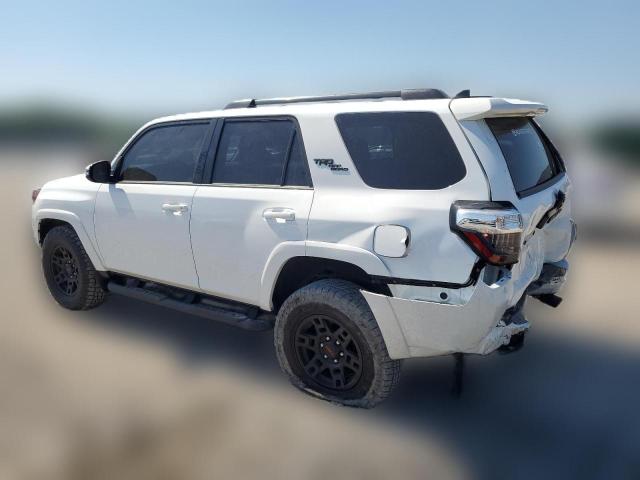 Photo 1 VIN: JTERU5JR8P6154125 - TOYOTA 4RUNNER SE 