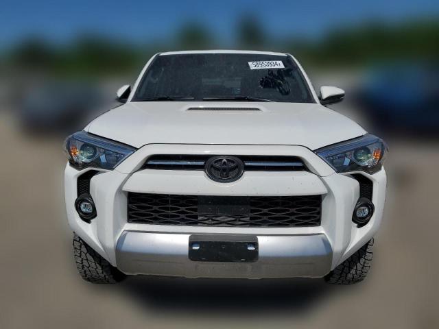 Photo 4 VIN: JTERU5JR8P6154125 - TOYOTA 4RUNNER SE 