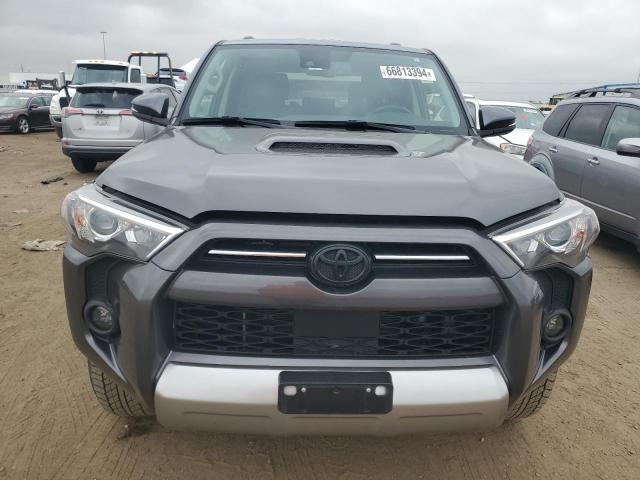 Photo 4 VIN: JTERU5JR8P6164993 - TOYOTA 4RUNNER SE 