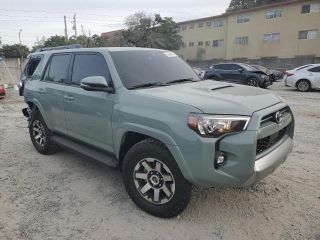 Photo 3 VIN: JTERU5JR8P6194527 - TOYOTA 4RUNNER SE 