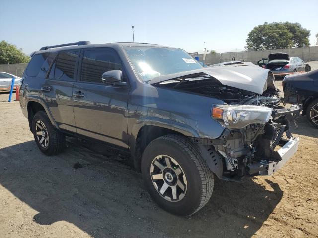 Photo 3 VIN: JTERU5JR8P6197167 - TOYOTA 4RUNNER SE 