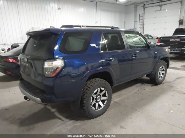 Photo 3 VIN: JTERU5JR9M5852924 - TOYOTA 4RUNNER 