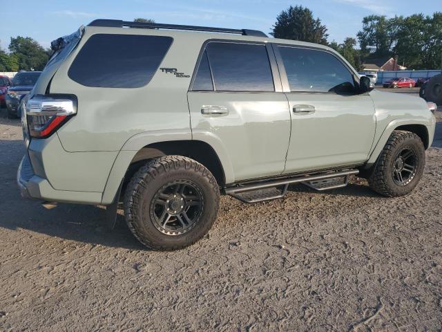 Photo 2 VIN: JTERU5JR9N6003209 - TOYOTA 4RUNNER SR 