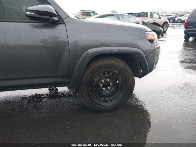 Photo 5 VIN: JTERU5JR9P6108254 - TOYOTA 4RUNNER 