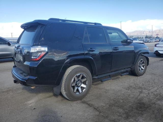 Photo 2 VIN: JTERU5JR9P6210668 - TOYOTA 4RUNNER SE 