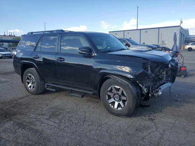 Photo 3 VIN: JTERU5JR9P6210668 - TOYOTA 4RUNNER SE 