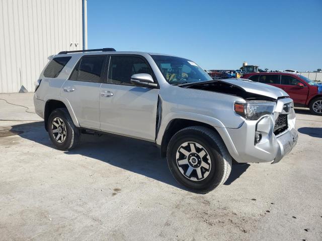 Photo 3 VIN: JTERU5JRXR6263799 - TOYOTA 4RUNNER SR 