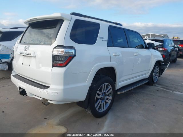 Photo 3 VIN: JTESU5JR3R6213537 - TOYOTA 4RUNNER 