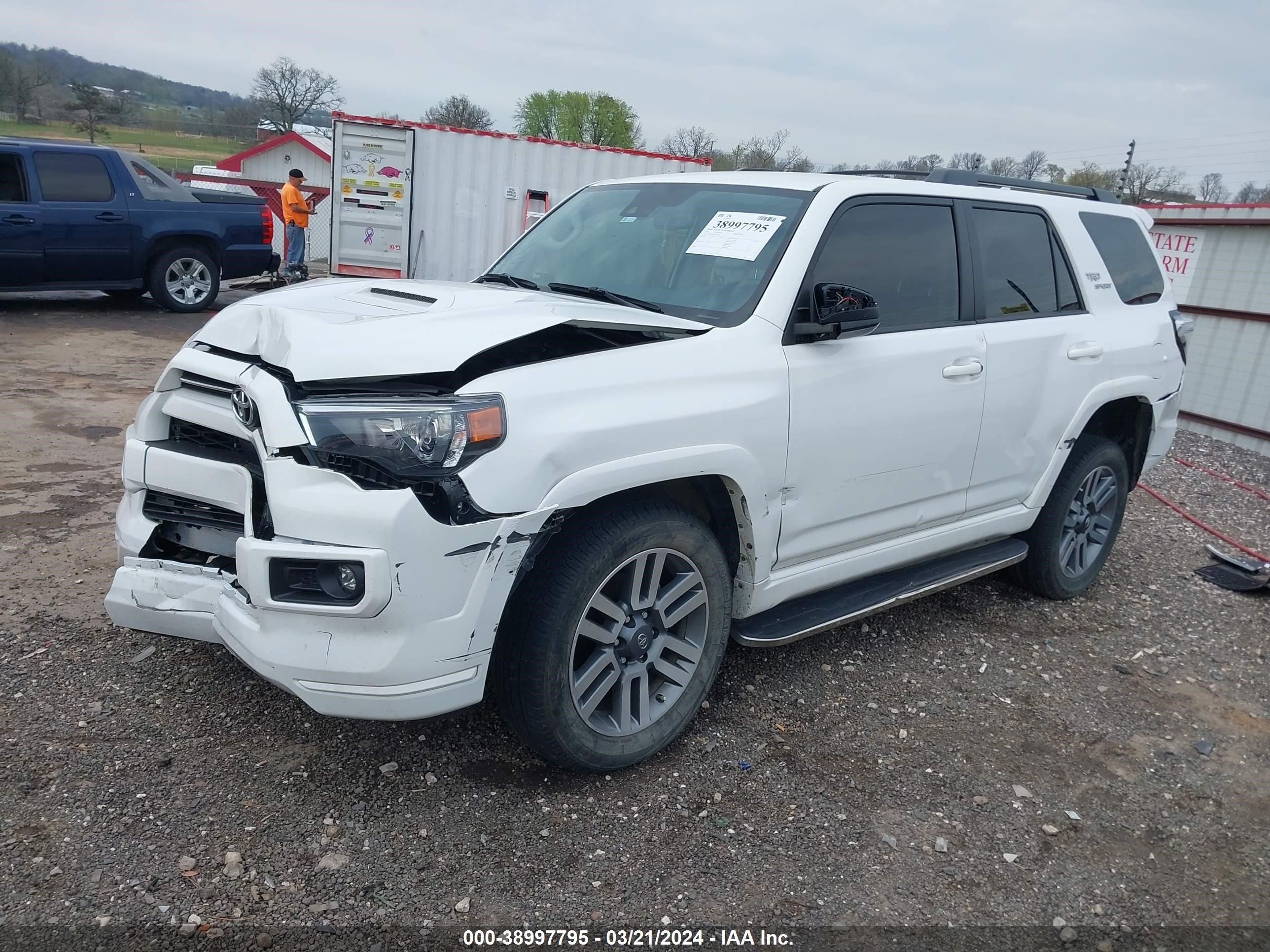 Photo 1 VIN: JTESU5JR8P6104262 - TOYOTA 4RUNNER 