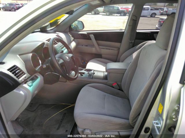 Photo 7 VIN: JTEZA3EH4A2009192 - TOYOTA HIGHLANDER 