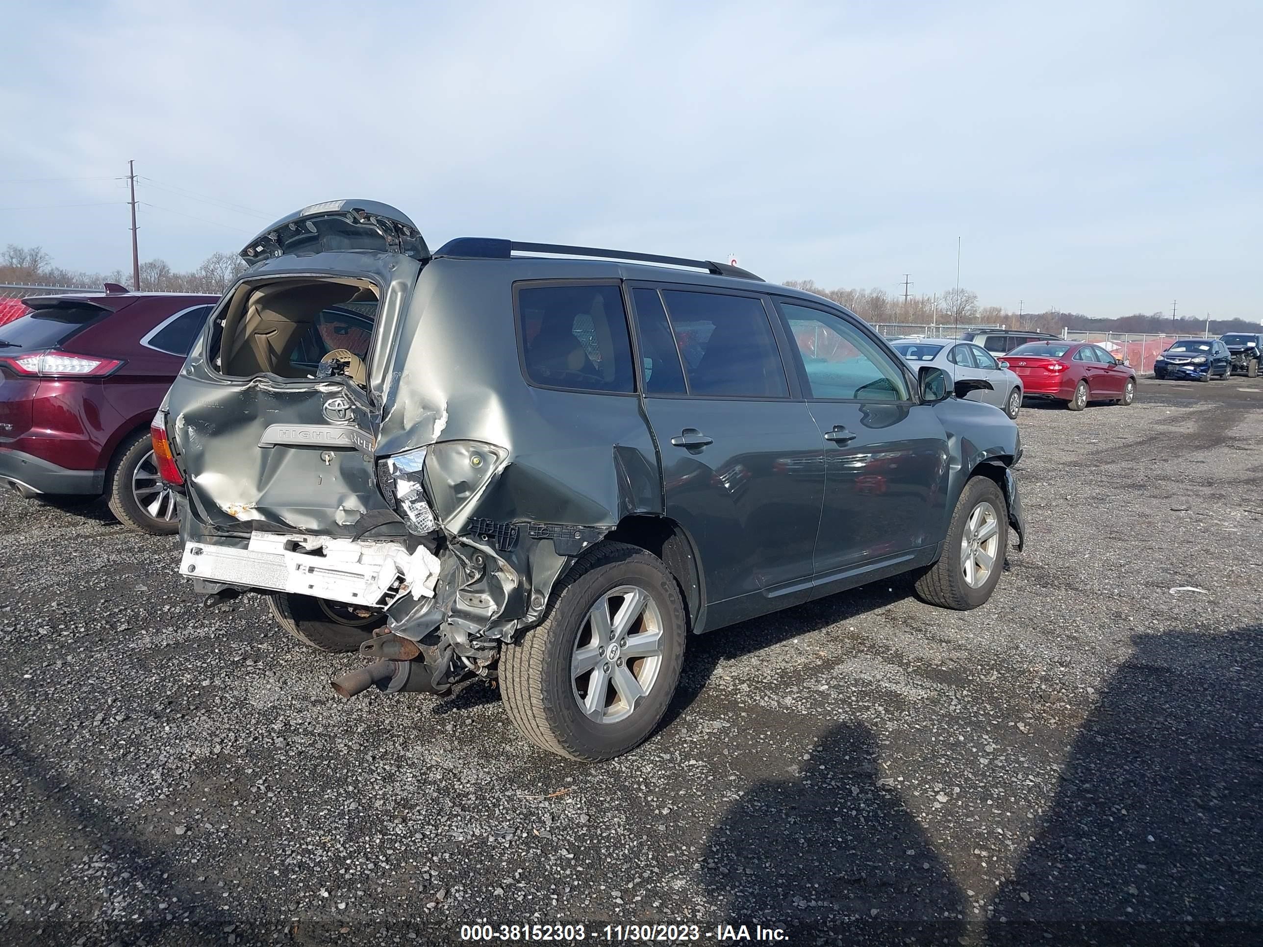 Photo 3 VIN: JTEZK3EH4A2096329 - TOYOTA HIGHLANDER 