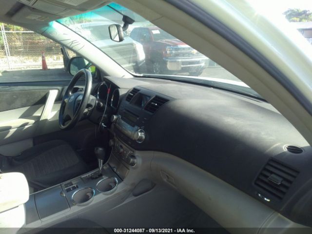 Photo 4 VIN: JTEZK3EH4A2104428 - TOYOTA HIGHLANDER 