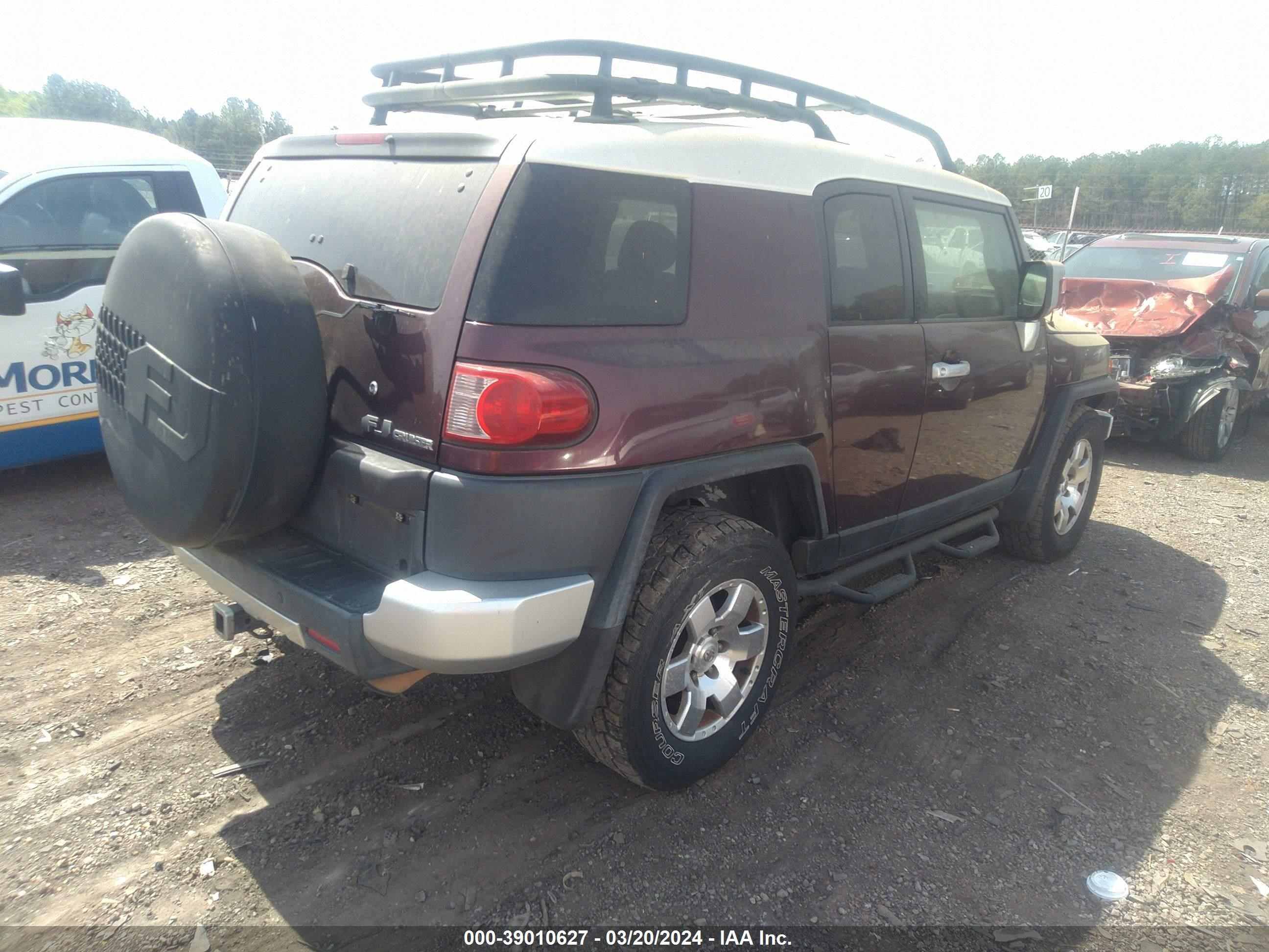 Photo 3 VIN: JTEZU11F170006786 - TOYOTA FJ CRUISER 