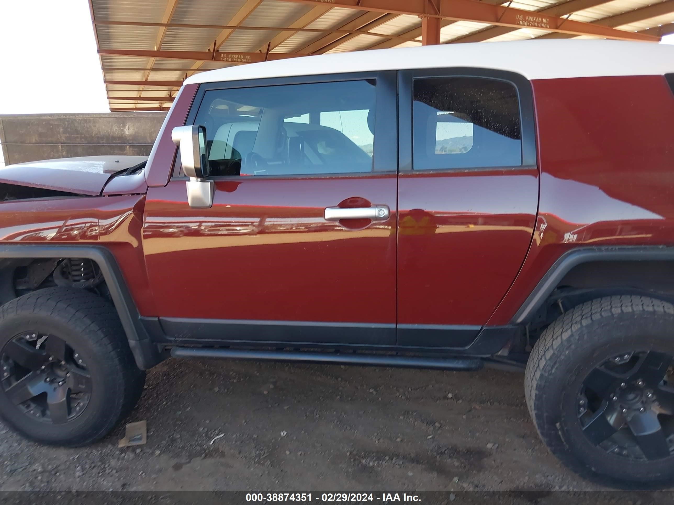 Photo 13 VIN: JTEZU11F28K001277 - TOYOTA FJ CRUISER 