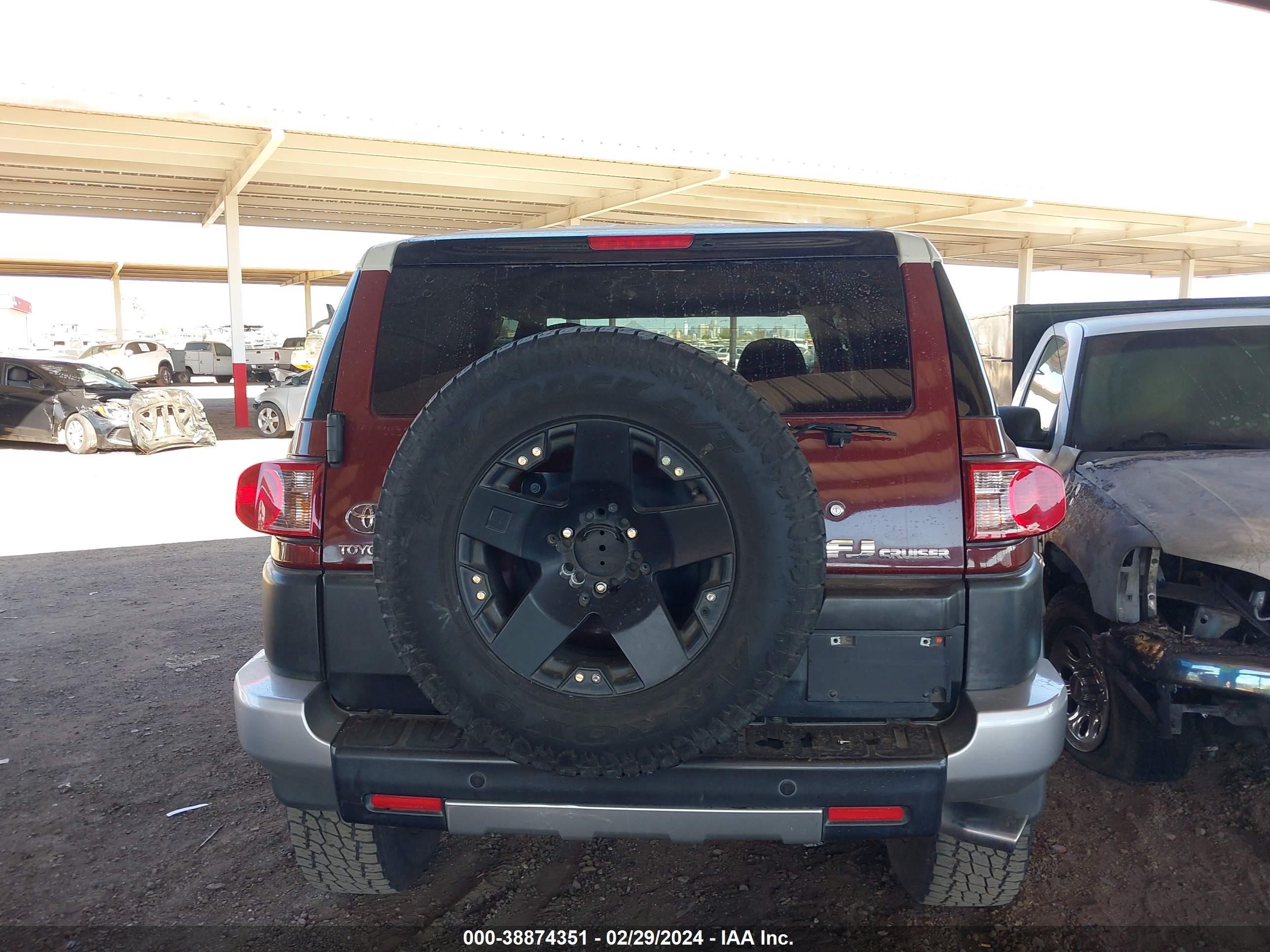 Photo 15 VIN: JTEZU11F28K001277 - TOYOTA FJ CRUISER 