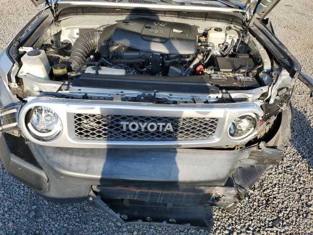 Photo 11 VIN: JTEZU11F670006024 - TOYOTA FJ CRUISER 