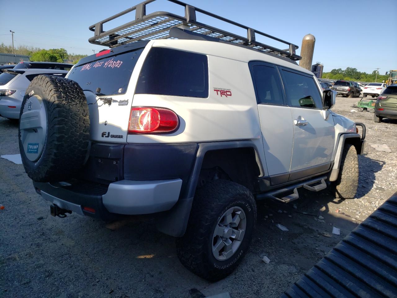 Photo 2 VIN: JTEZU11F69K008461 - TOYOTA FJ CRUISER 