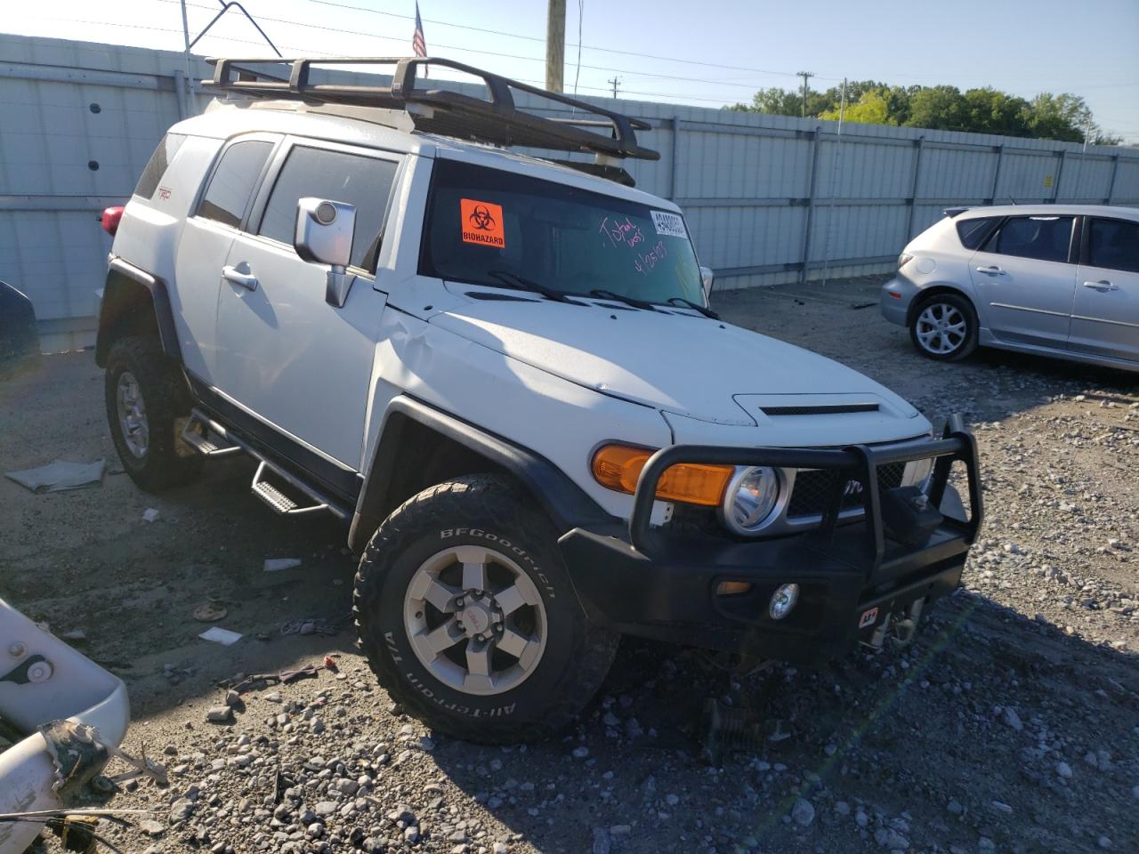 Photo 3 VIN: JTEZU11F69K008461 - TOYOTA FJ CRUISER 