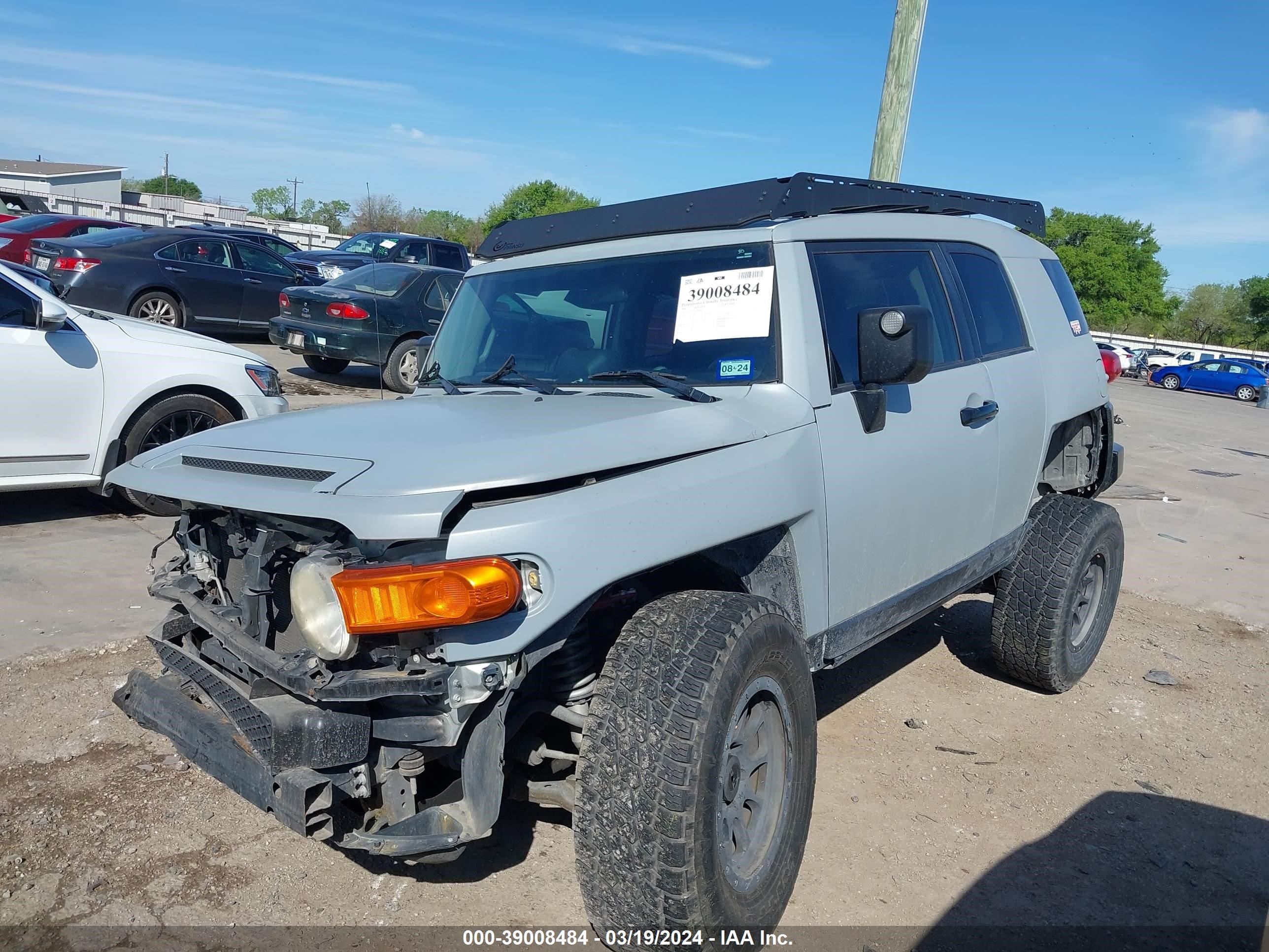 Photo 1 VIN: JTEZU11F770005612 - TOYOTA FJ CRUISER 