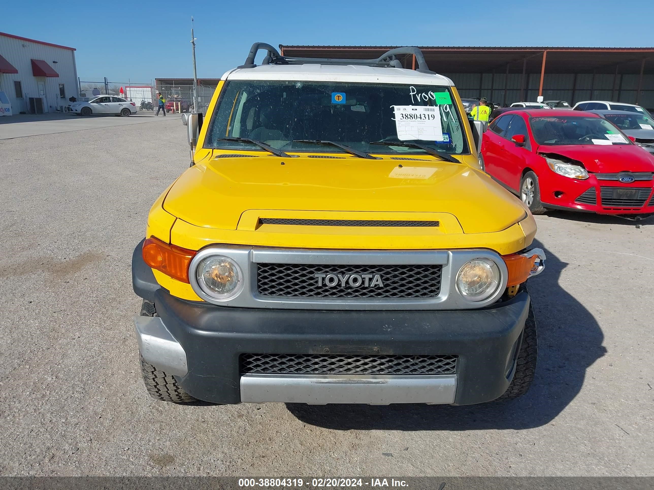 Photo 11 VIN: JTEZU11F870002654 - TOYOTA FJ CRUISER 