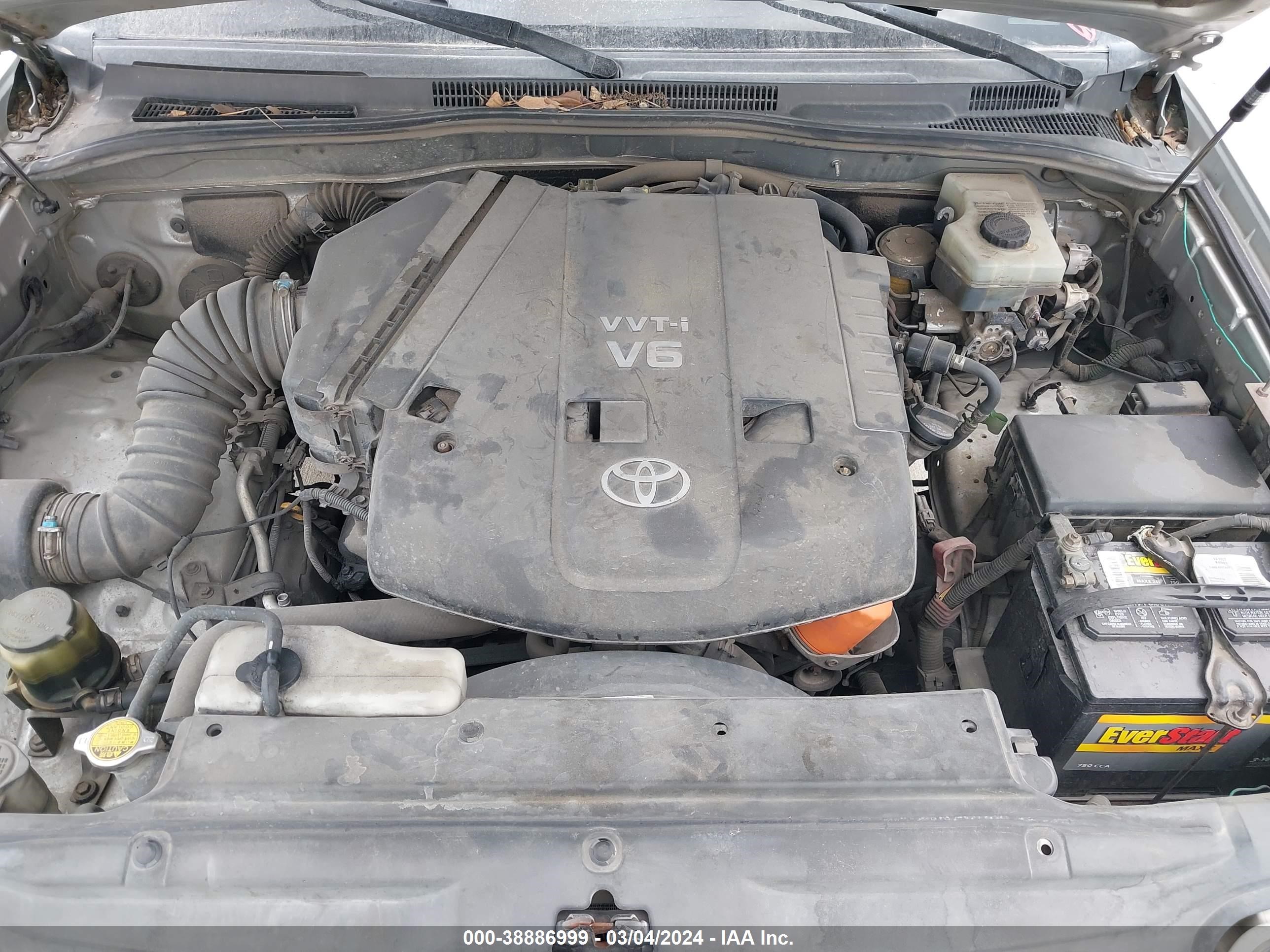 Photo 9 VIN: JTEZU14R040028022 - TOYOTA 4RUNNER 