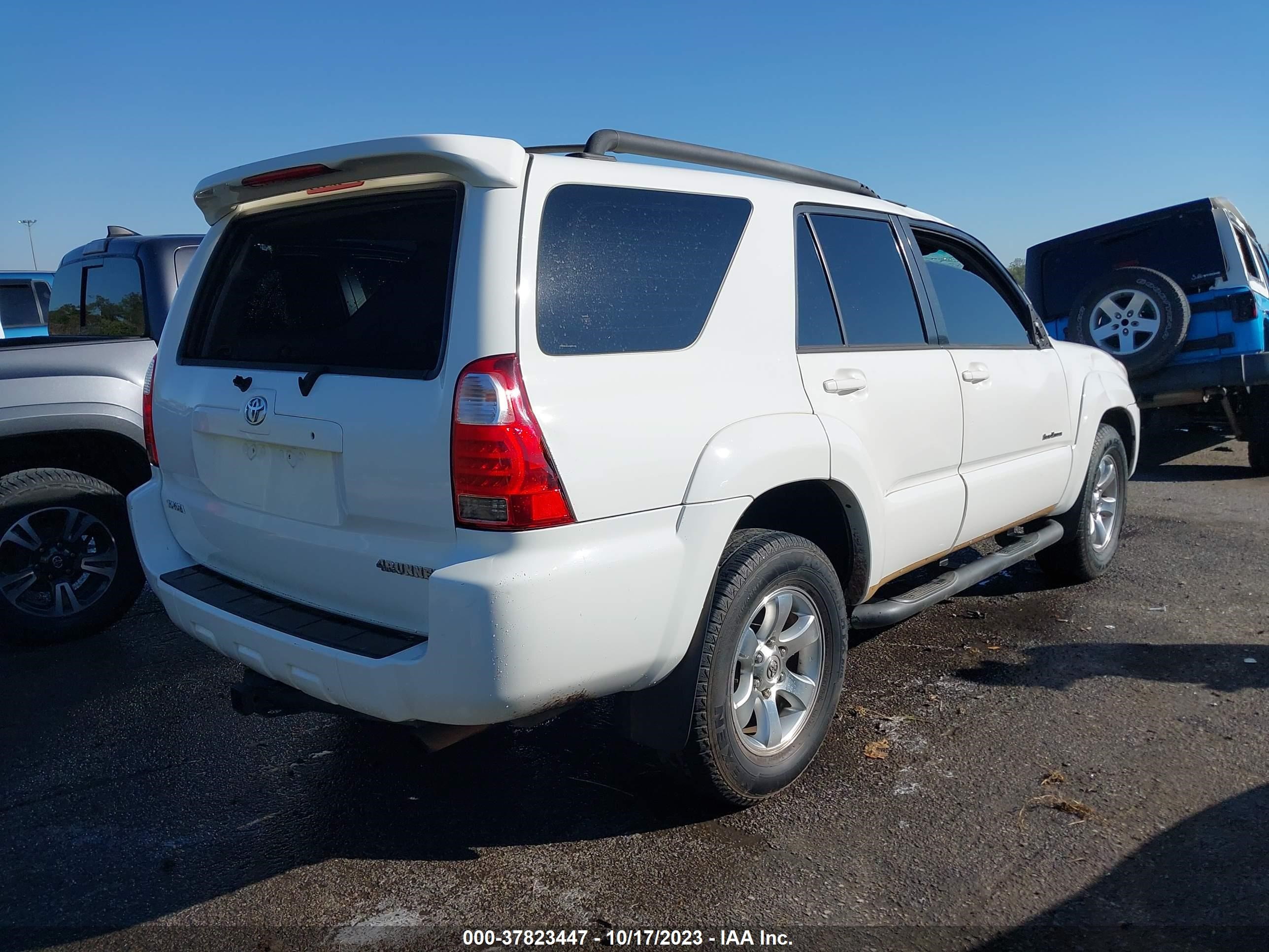 Photo 3 VIN: JTEZU14R160076132 - TOYOTA 4RUNNER 