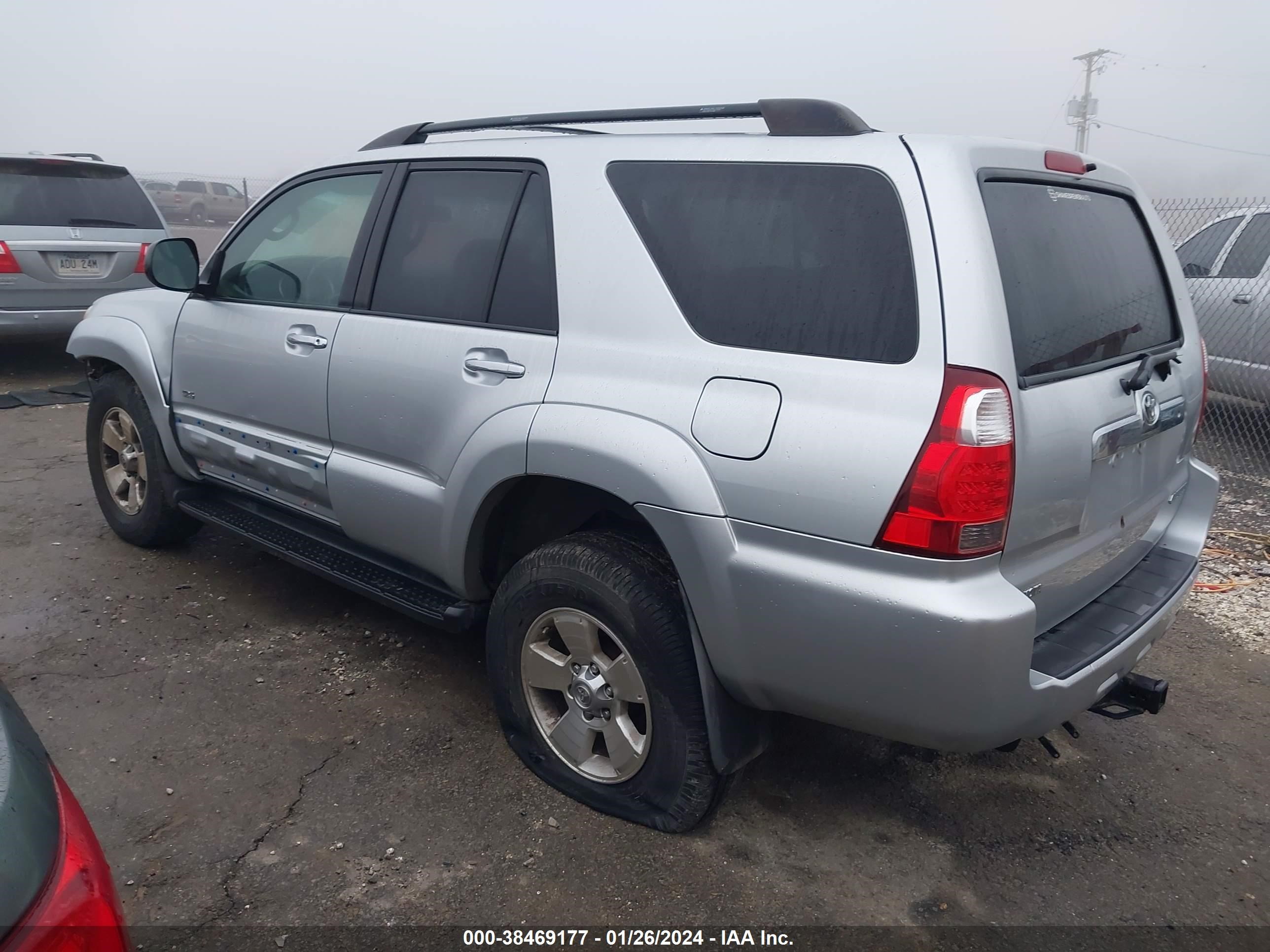 Photo 2 VIN: JTEZU14R178084024 - TOYOTA 4RUNNER 