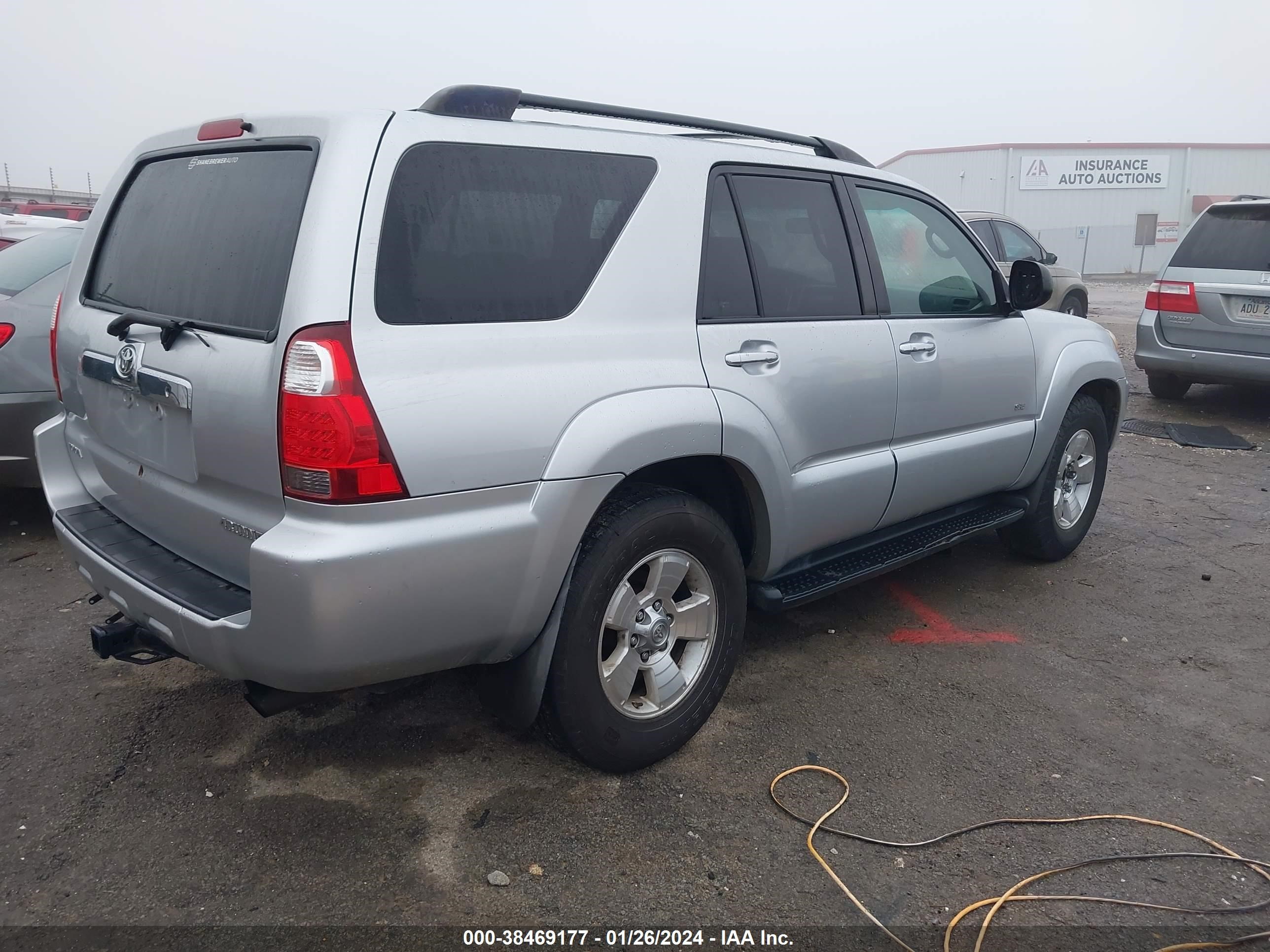 Photo 3 VIN: JTEZU14R178084024 - TOYOTA 4RUNNER 