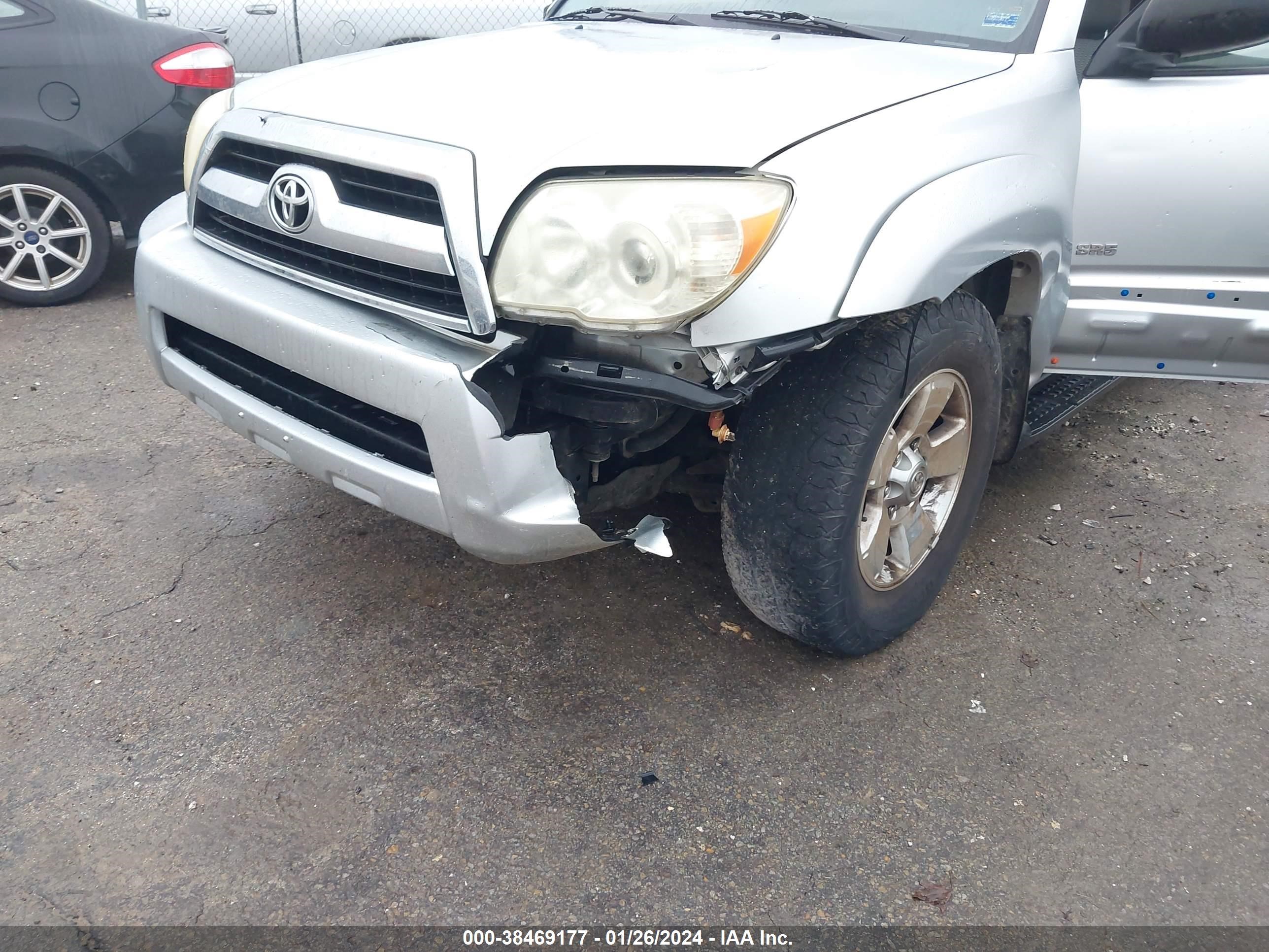 Photo 5 VIN: JTEZU14R178084024 - TOYOTA 4RUNNER 