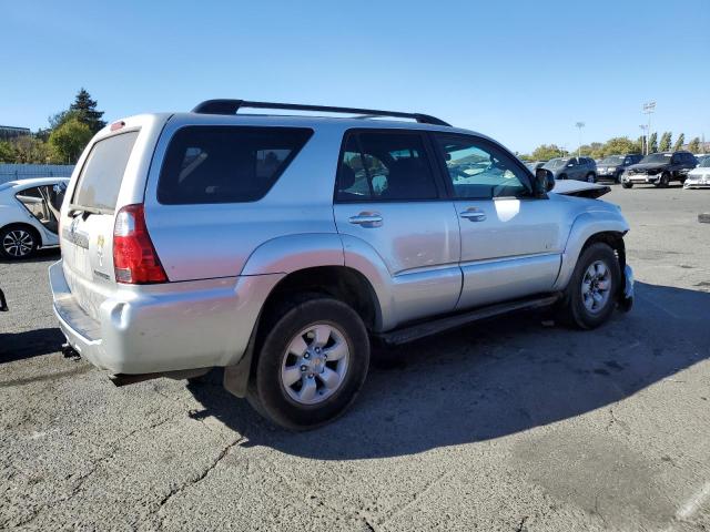 Photo 2 VIN: JTEZU14R360079811 - TOYOTA 4RUNNER SR 