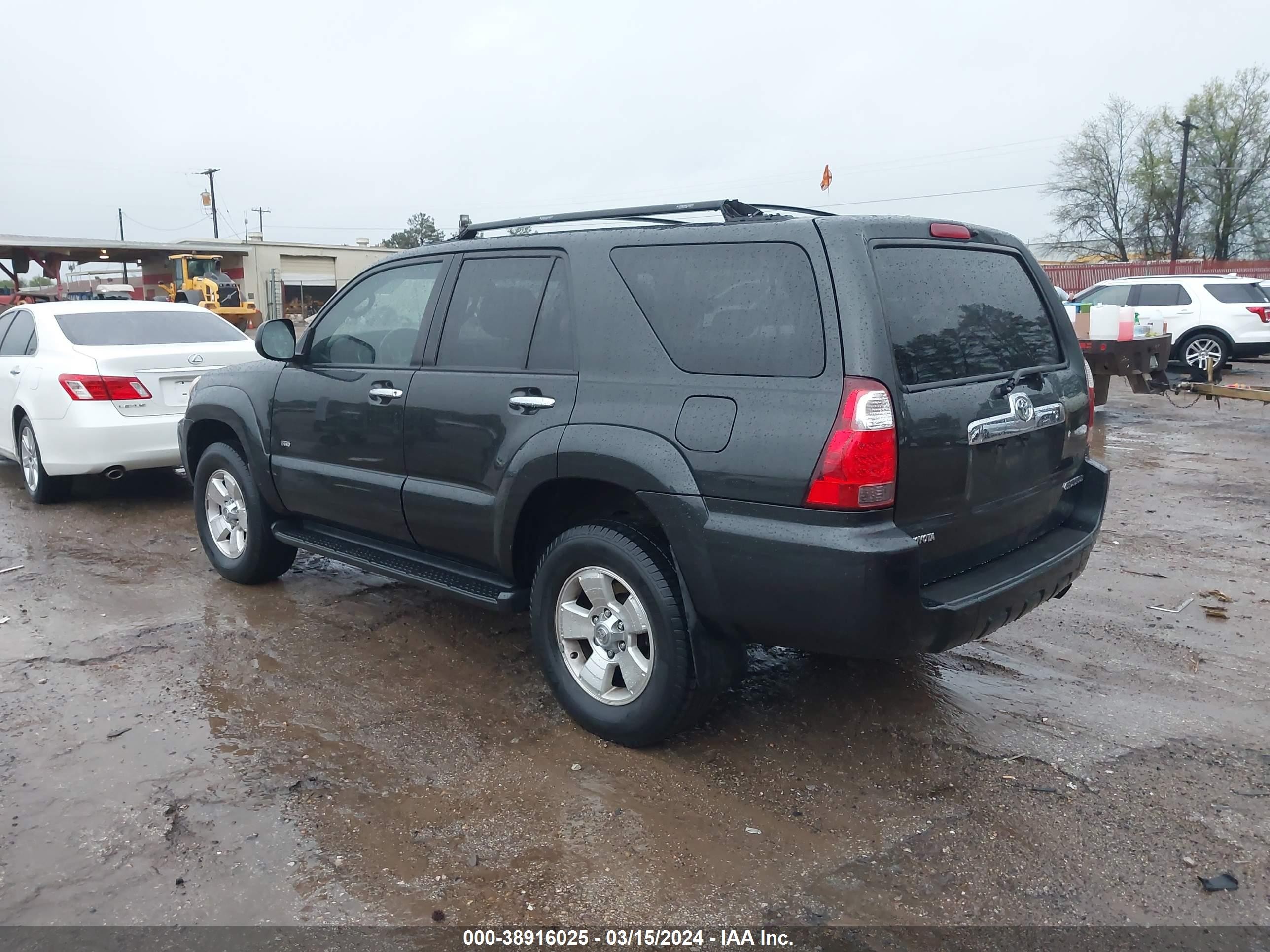 Photo 2 VIN: JTEZU14R368053873 - TOYOTA 4RUNNER 