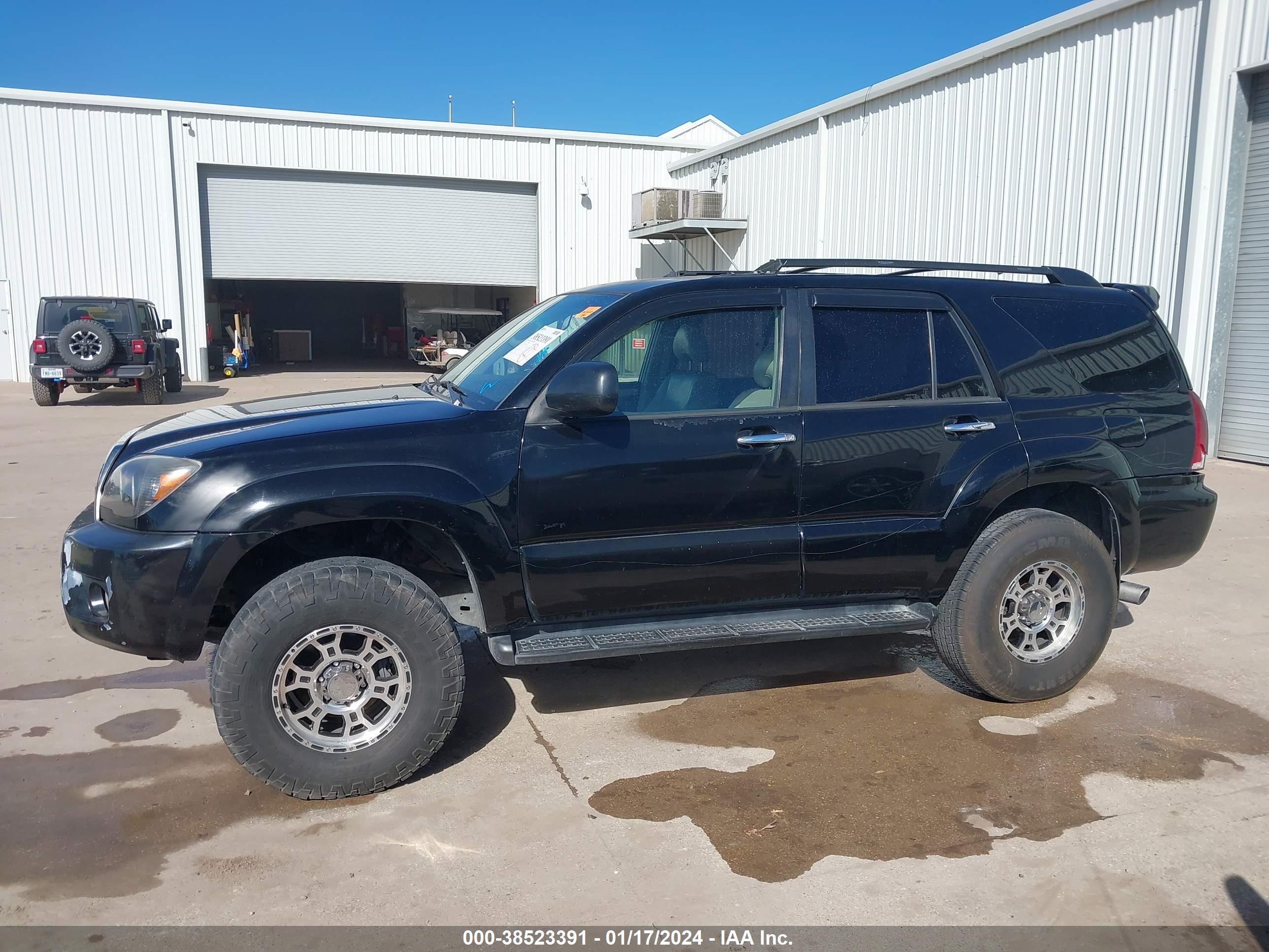 Photo 13 VIN: JTEZU14R568045113 - TOYOTA 4RUNNER 