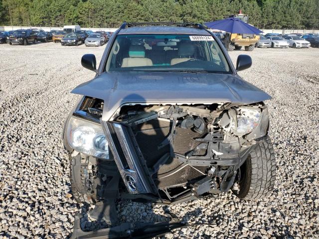 Photo 4 VIN: JTEZU14R650048437 - TOYOTA 4RUNNER SR 