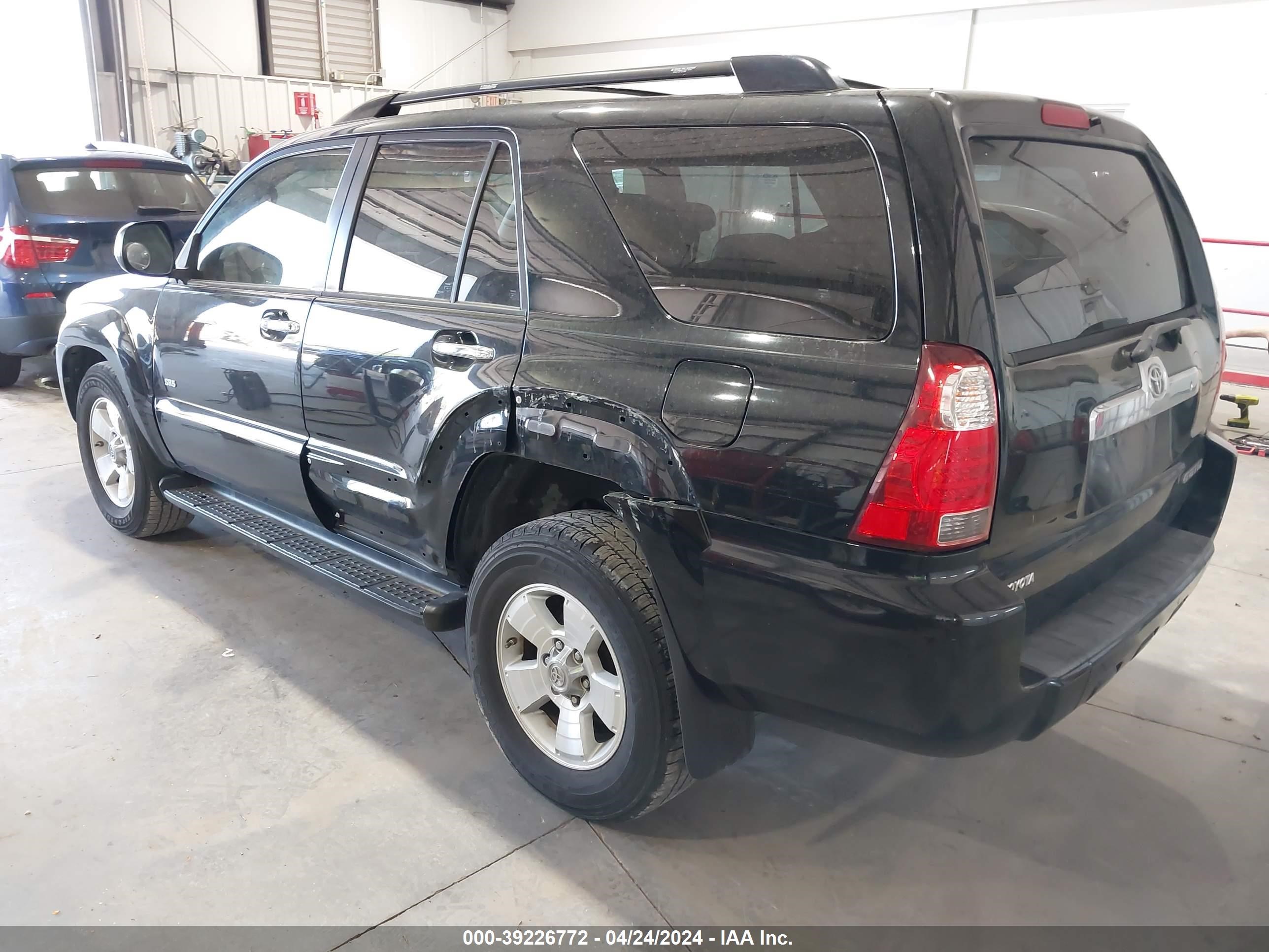 Photo 2 VIN: JTEZU14R668053690 - TOYOTA 4RUNNER 